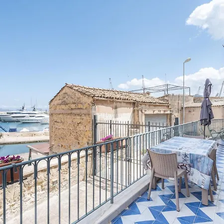In Storica Lanterna Sul Mare Вилла