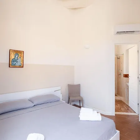 In Storica Lanterna Sul Mare *